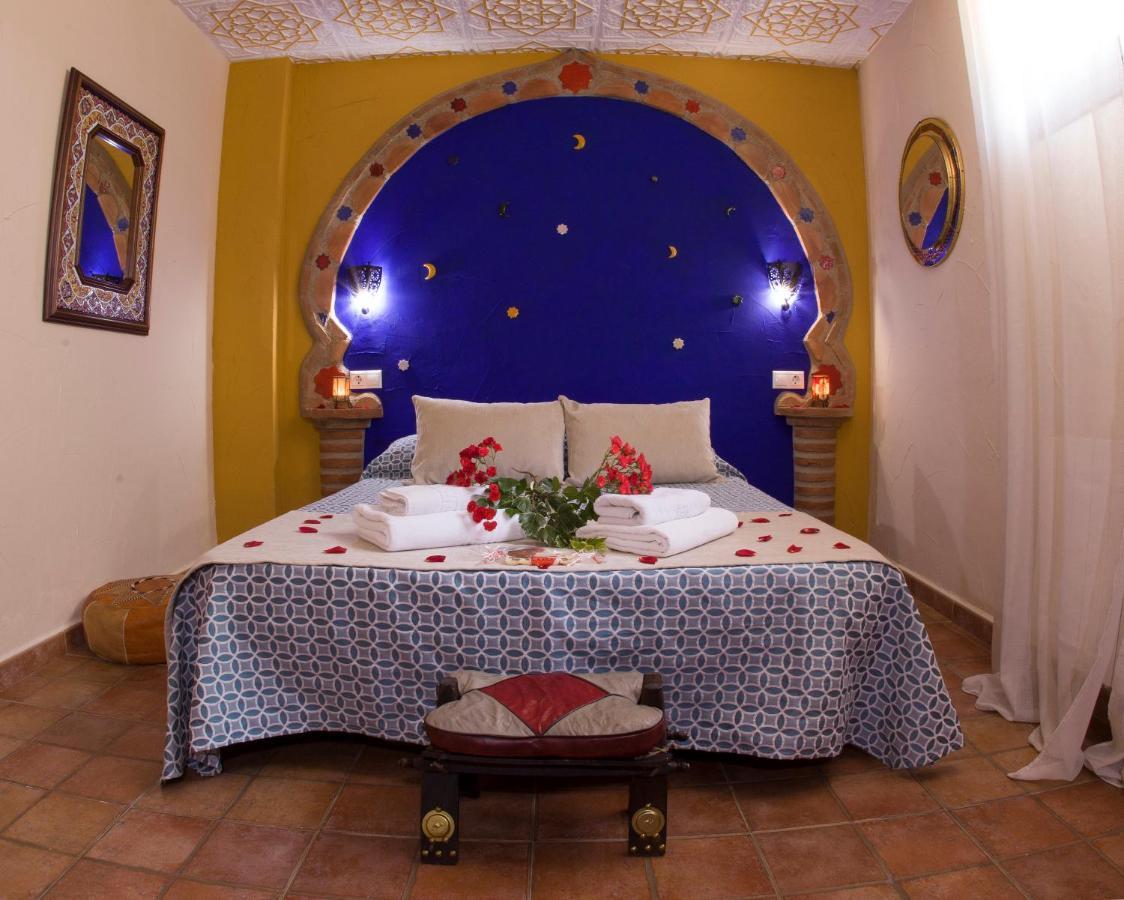 Apartamentos La Suerte Hinojares エクステリア 写真