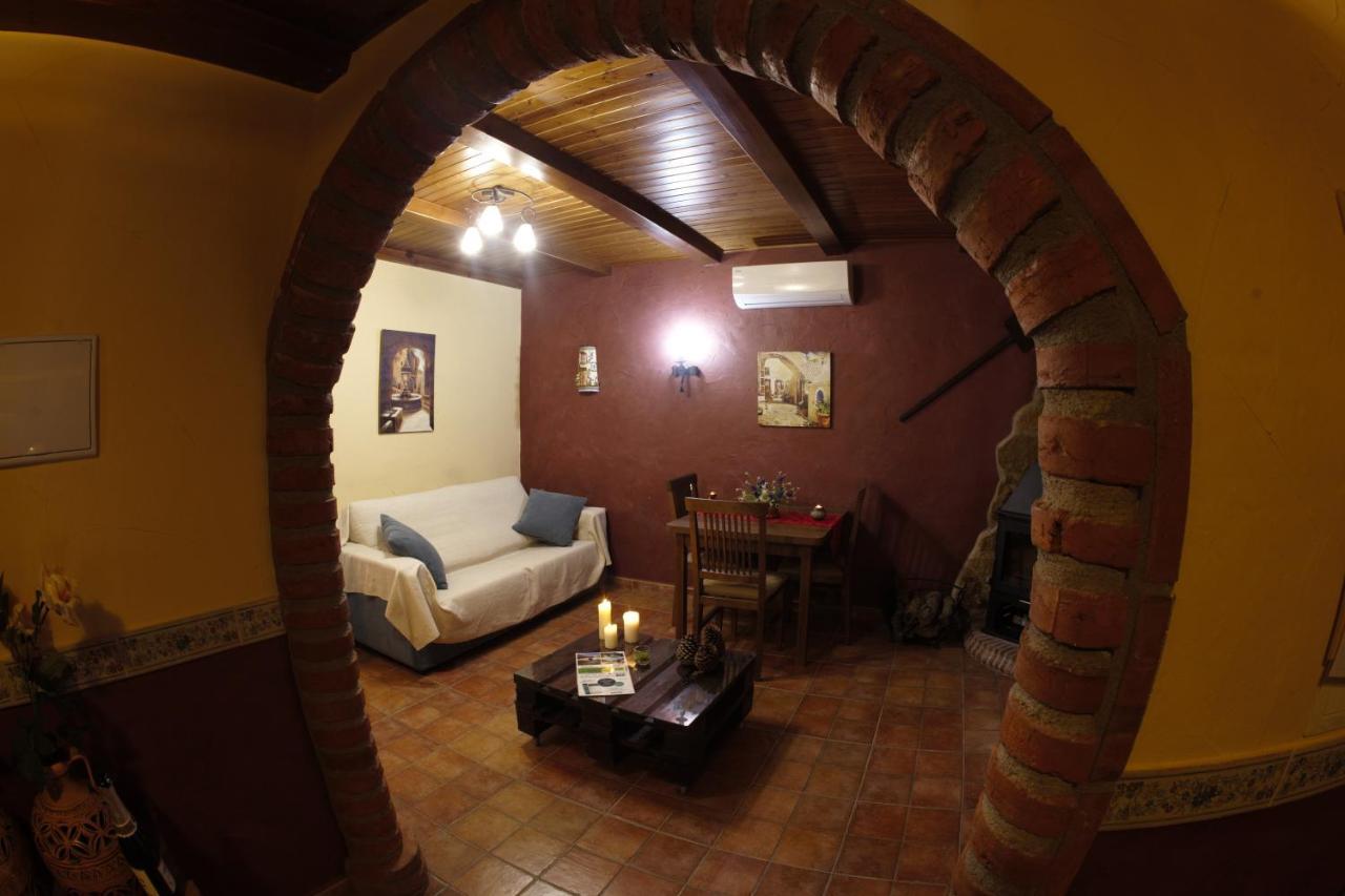 Apartamentos La Suerte Hinojares エクステリア 写真
