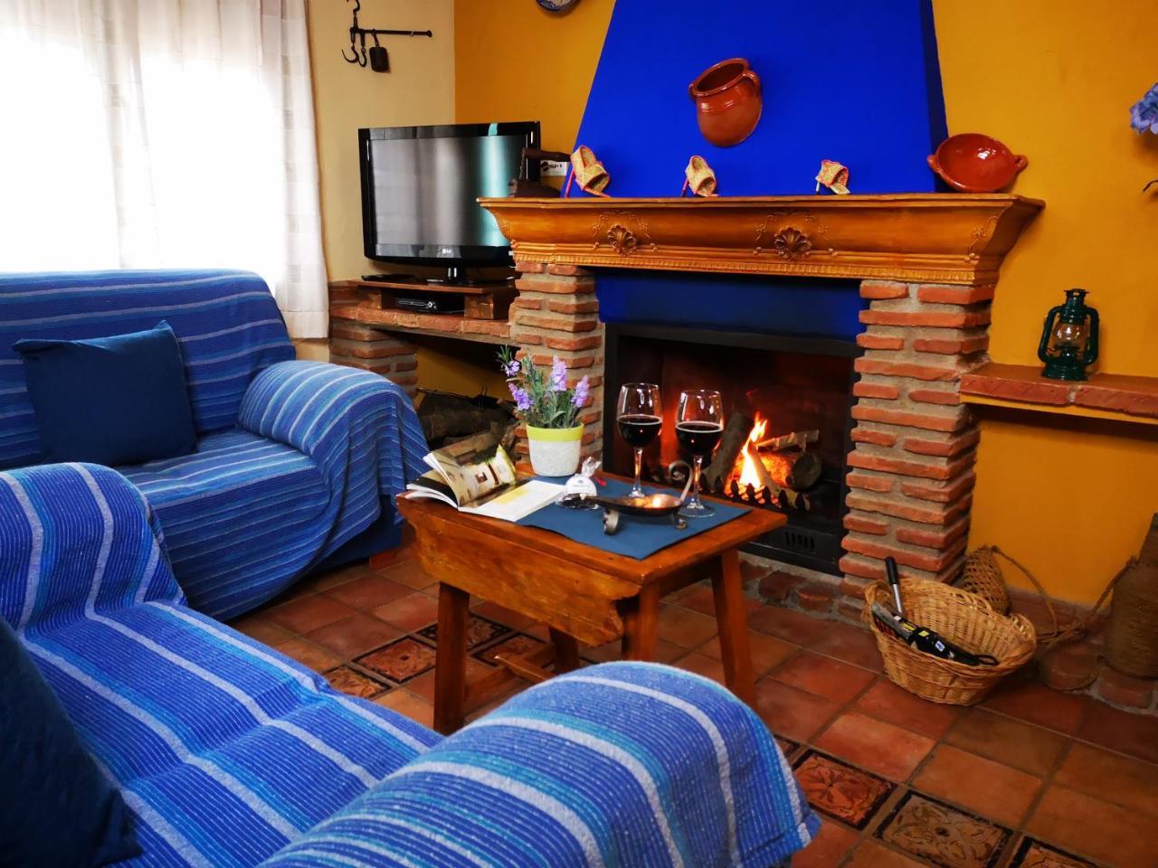 Apartamentos La Suerte Hinojares エクステリア 写真