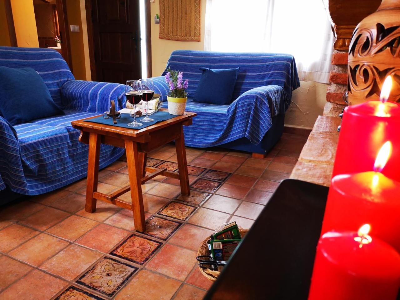 Apartamentos La Suerte Hinojares エクステリア 写真